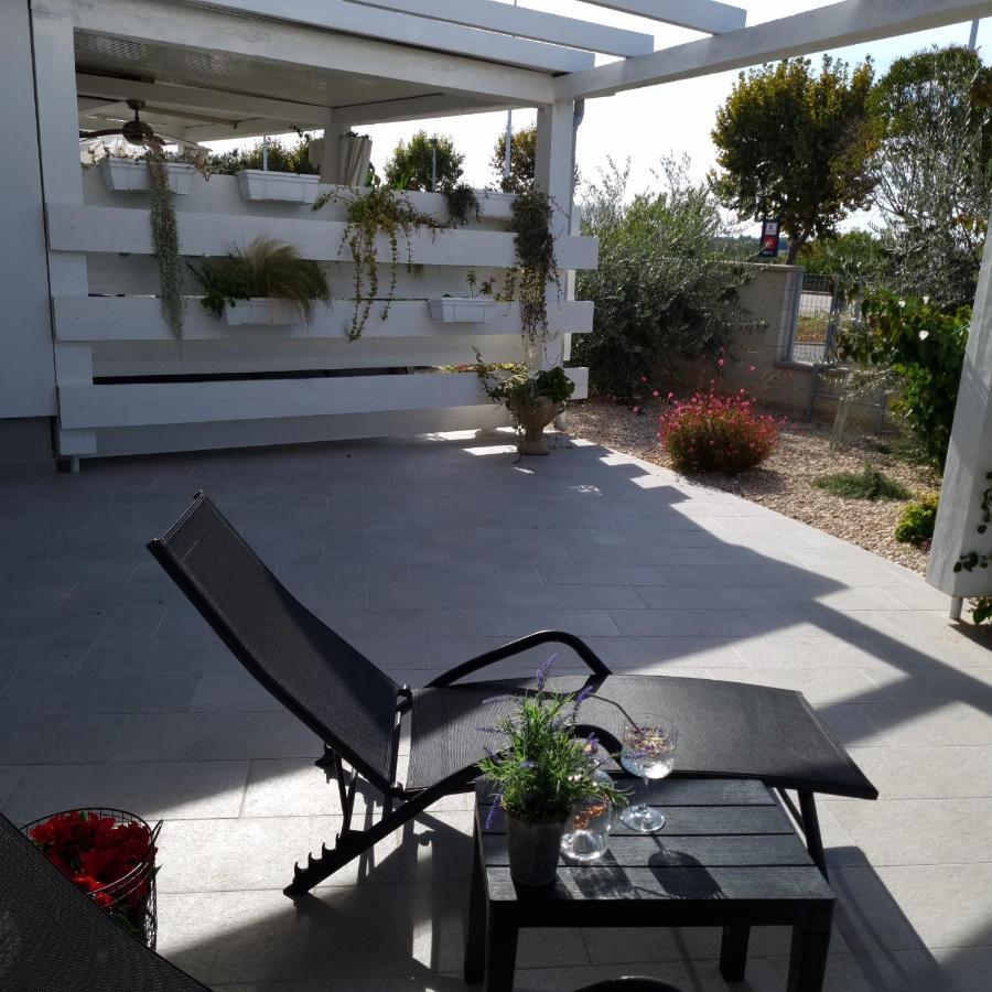 Apartman Magnolija אומאג מראה חיצוני תמונה
