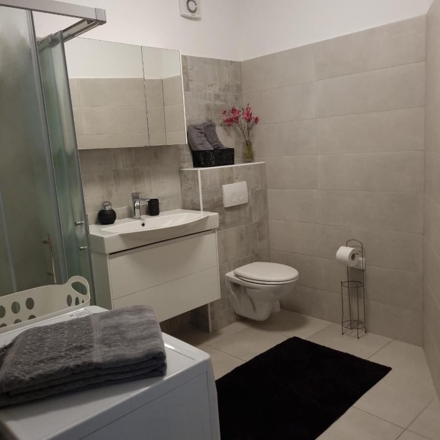 Apartman Magnolija אומאג מראה חיצוני תמונה