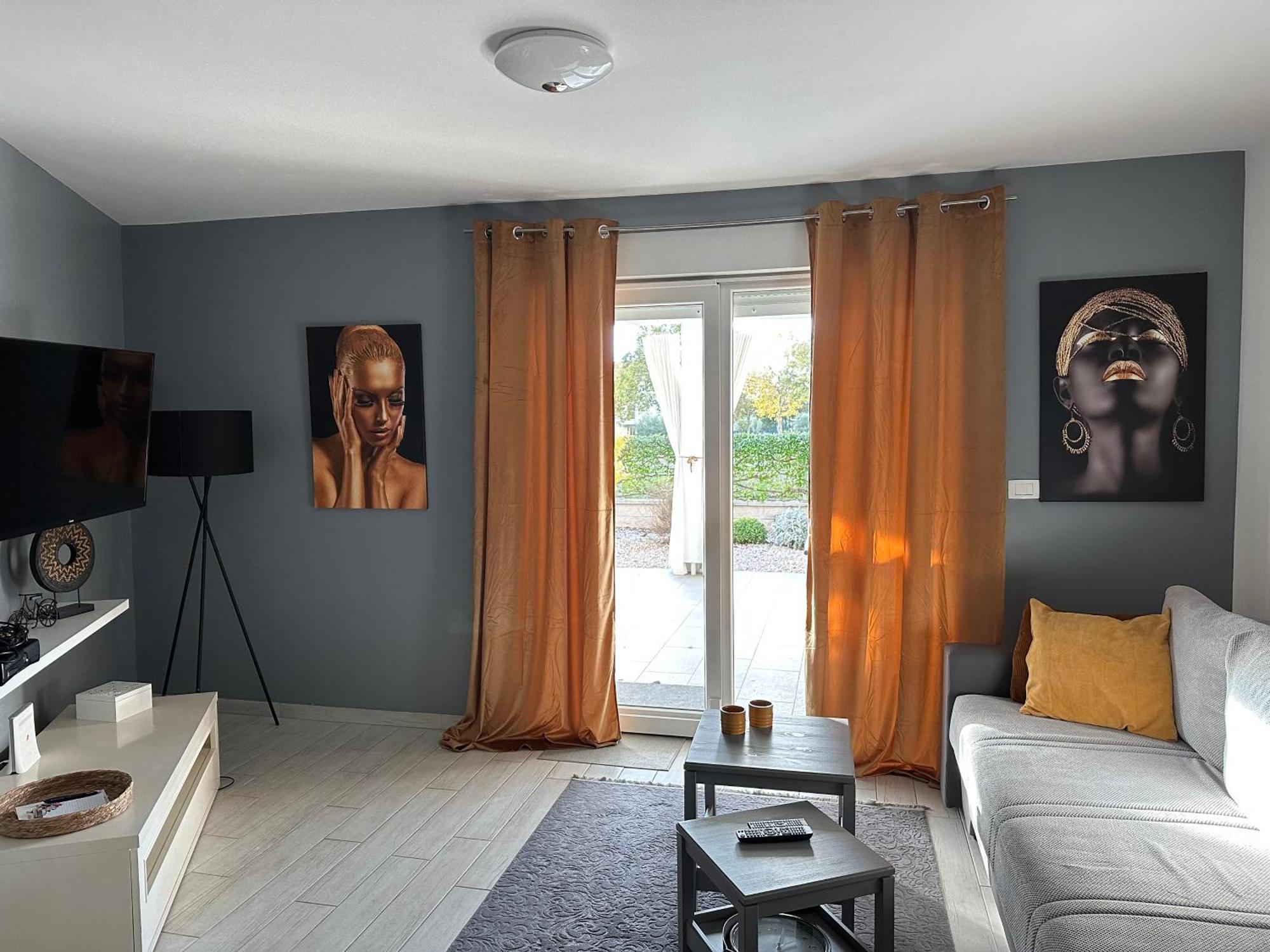 Apartman Magnolija אומאג מראה חיצוני תמונה